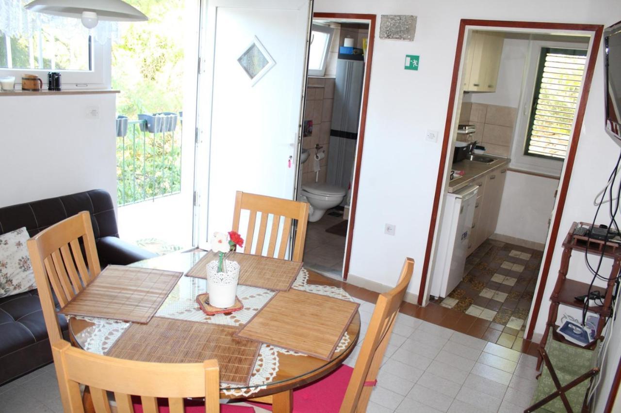 פרימוסטן Apartments Demori מראה חיצוני תמונה