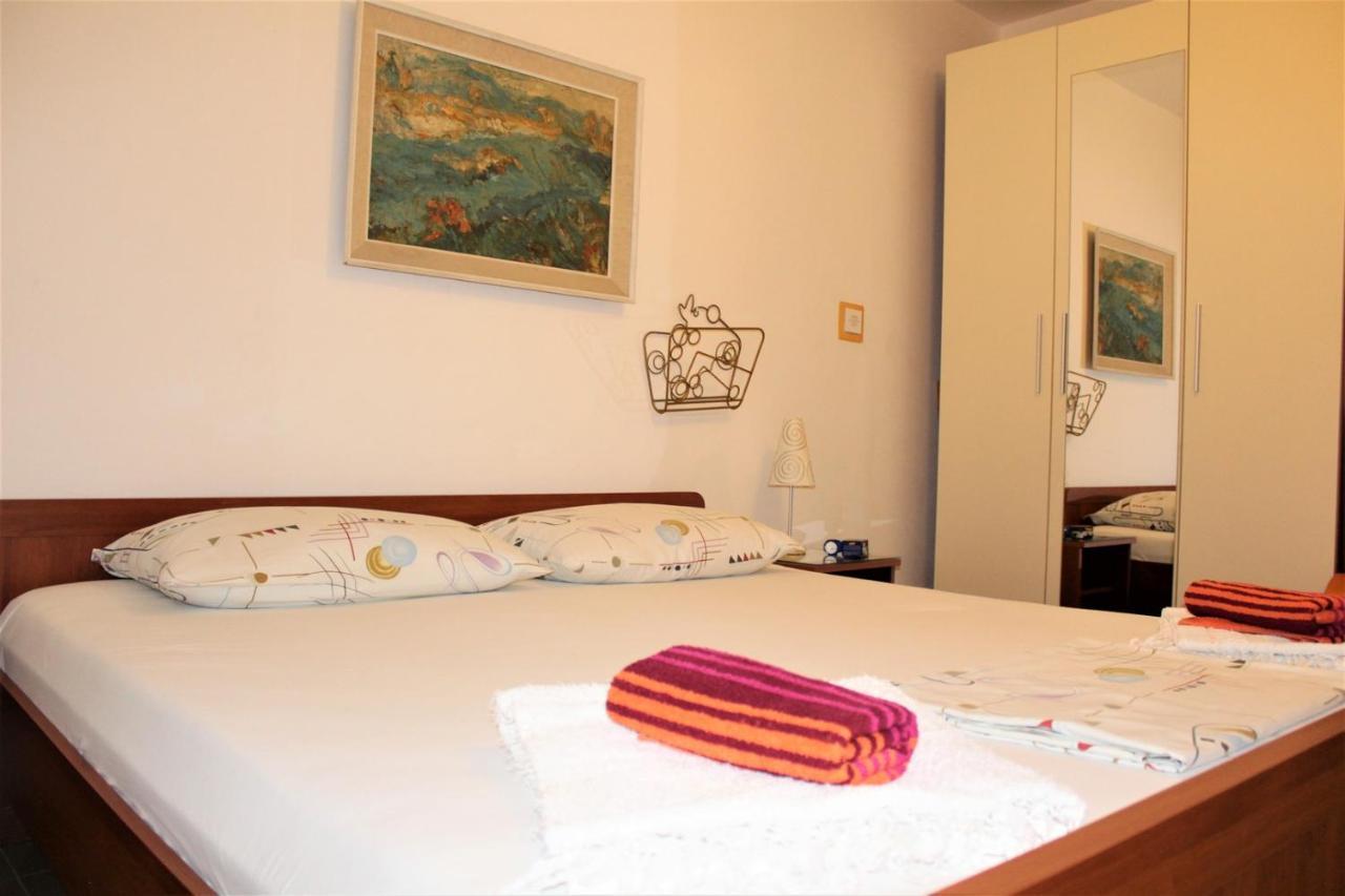 פרימוסטן Apartments Demori מראה חיצוני תמונה