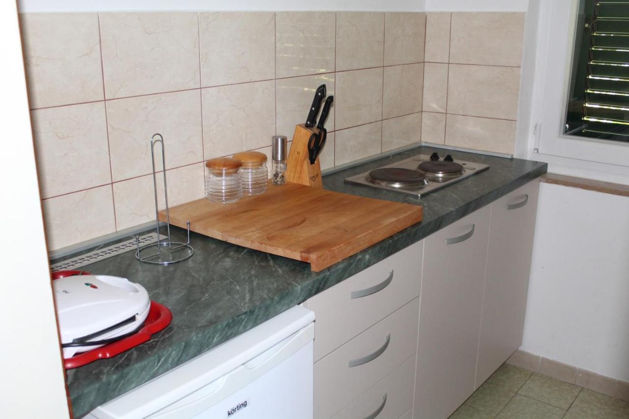 פרימוסטן Apartments Demori מראה חיצוני תמונה